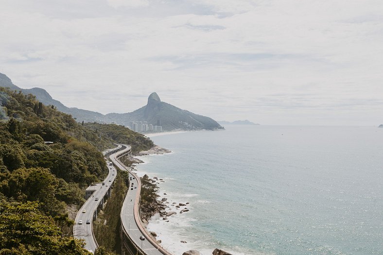 Casa magnífica, de frente para o mar no Rio de Janeiro | LTR