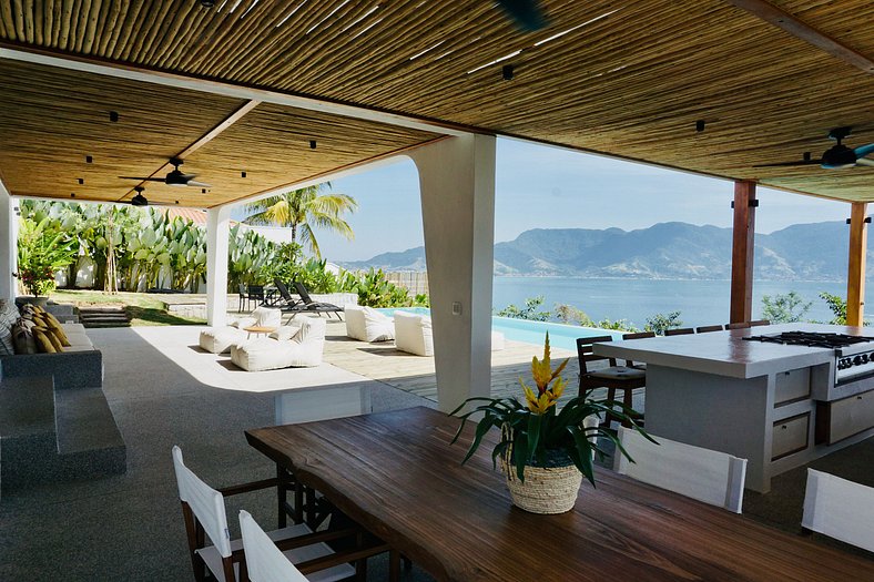 Magnifica casa moderna - Ilhabela – Vista Cinematográfica |